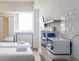 Bedroom 2 Comfy Stay Studio (No Kitchen) Apartment at Bandaraya - Tallasa City Makassar By Travelio