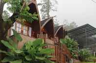 Lobi TwoSpaces Living at Welirang Resort