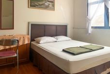 Bedroom Cozy Homestay Syariah Mitra RedDoorz Bandung