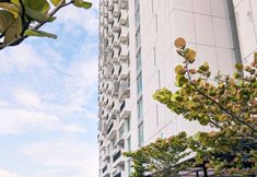 Hồ bơi 4 Lentera room at Treepark city