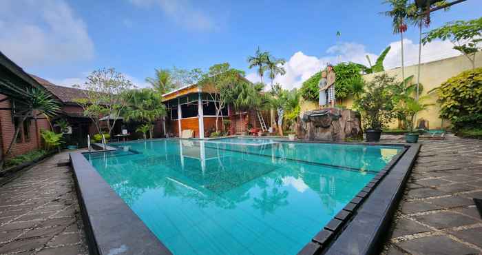 Swimming Pool Siti Villa Srimpi