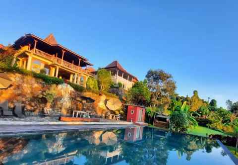 Swimming Pool Villa Gajah Mas