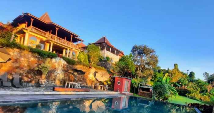 Swimming Pool Villa Gajah Mas