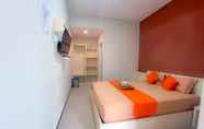ห้องนอน 5 Karunia Hotel by Surya Group
