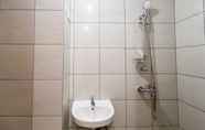 In-room Bathroom 4 Homey and Nice Studio (No Kitchen) at Bandaraya - Tallasa City Makassar Apartment By Travelio