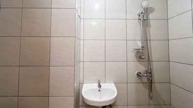 In-room Bathroom 4 Homey and Nice Studio (No Kitchen) at Bandaraya - Tallasa City Makassar Apartment By Travelio