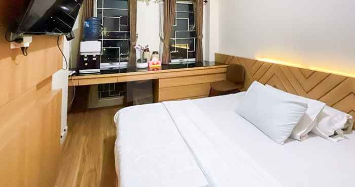 Bedroom RedLiving Apartment Patra Land Urbano - Alfa Rooms Tower East