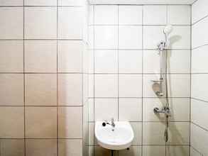 Toilet Kamar 4 Nice and Restful Studio (No Kitchen) Bandaraya - Tallasa City Makassar Apartment By Travelio