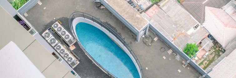 로비 Comfortable Studio at Atlanta Residences Apartment By Travelio