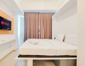 Bedroom 2 Cozy Studio High Floor Apartment at Tree Park City Cikokol By Travelio