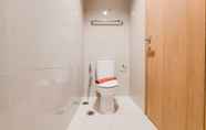 In-room Bathroom 3 Cozy Studio High Floor Apartment at Tree Park City Cikokol By Travelio