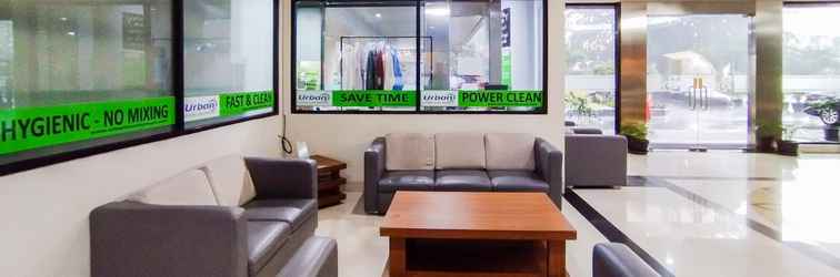 Lobi Simply and Comfy Studio Room Beverly Dago Apartment By Travelio