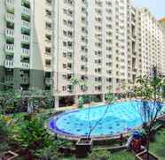 Swimming Pool 5 Modern Studio Gateway Ahmad Yani Cicadas Apartment By Travelio