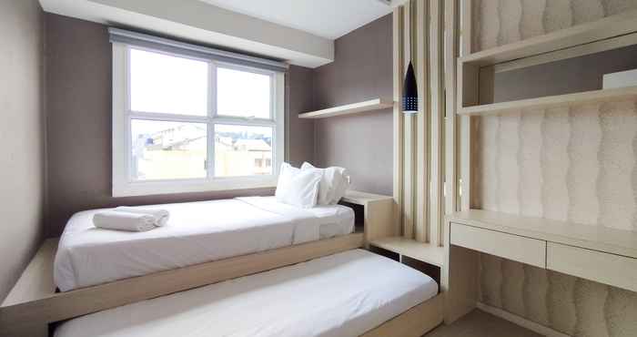 Bedroom Modern 1BR Parahyangan Residence Apartment By Travelio