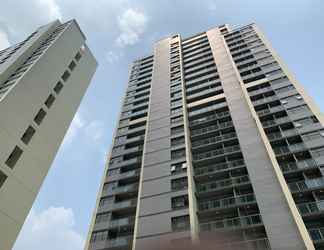 Exterior 2 Brand New and Modern 2BR Apartment at Daan Mogot City By Travelio