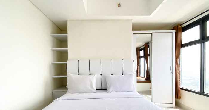 Kamar Tidur Modern Look Studio Apartment at Pollux Chadstone By Travelio