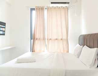 อื่นๆ 2 Furnished and Cozy Studio Apartment Sky House Alam Sutera By Travelio