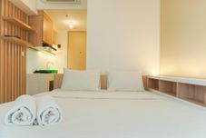 Bilik Tidur Best Deal and Comfy Studio at Tokyo Riverside PIK 2 Apartment By Travelio