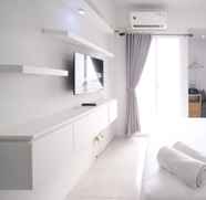 Common Space 2 Homey and Well Furnished Studio (No Kitchen) Apartment at Suncity Residence By Travelio