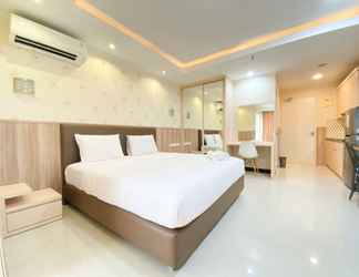 Bedroom 2 Comfort Stay and Homey Studio Sentraland Semarang Apartment By Travelio