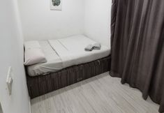 Kamar Tidur 7 reStary Muji Themed Homestay