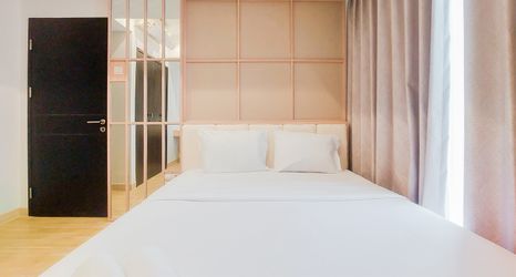 Phòng ngủ 2 Cozy and Modern Look 1BR Branz BSD City Apartment By Travelio