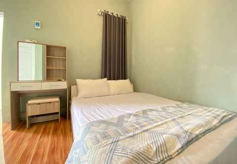 Bedroom Duta Elite Kostel Syariah near RSUD Caruban Mitra RedDoorz