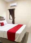 BEDROOM RedDoorz near Batu Ampar Harbour