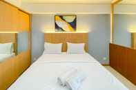 Bedroom Cozy Living Studio Apartment at Kebagusan City By Travelio