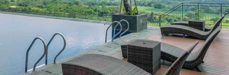 Lobi Nice and Best Homey Studio at Royal Sentul Park Apartment By Travelio