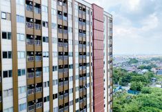 Lobi 7 Cozy and Good Choice Studio LRT City Jatibening Apartment By Travelio