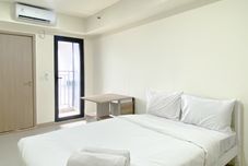 Bedroom Minimalist Studio for 1 Pax Meikarta Apartment By Travelio