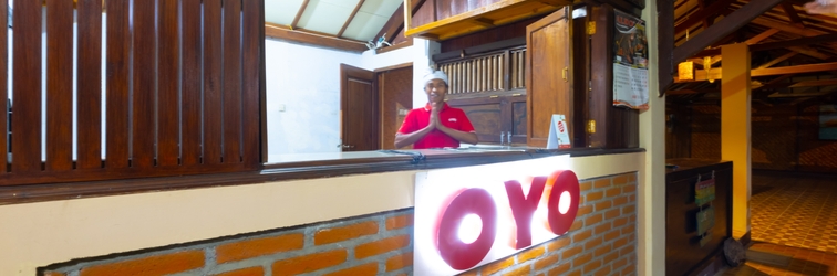 Lobby OYO 93912 Kost Takalar