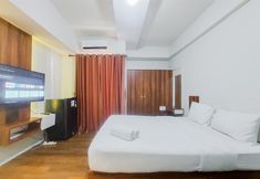 Common Space 2 Homey and Good Choice Studio at Serpong Greenview Apartment By Travelio