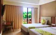 Kamar Tidur 4 New Kuta Hotel by Lorin