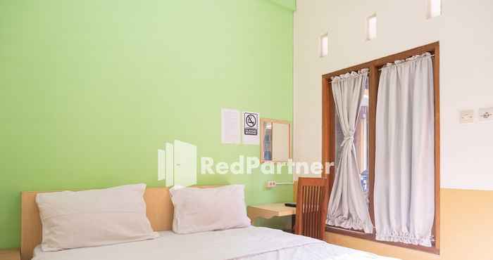 Bedroom Wisma Handayani Syariah RedPartner near RSUD Wonosari