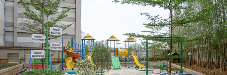 Lobby Comfortable Studio (No Kitchen) Apartment Grand Palace Kemayoran By Travelio