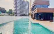 Swimming Pool 6 Good Deal Studio Apartment at The Parc South City By Travelio