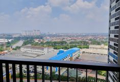 Lobby 4 Cozy Stay and Restful Studio with Balcon at Collins Boulevard Apartment By Travelio