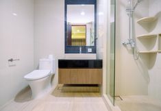 In-room Bathroom 6 Nice and Elegant 1BR Apartment at The Kensington Royal Suites By Travelio
