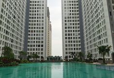 Swimming Pool 7 Good Deal Studio M-Town Residence Apartment near Summarecon Serpong By Travelio