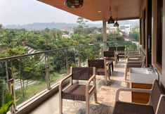 Bar, Cafe and Lounge 4 Villa Nice View Bandung