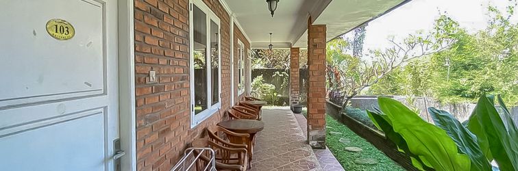 大堂 RedDoorz near Taman Bunga Nusantara