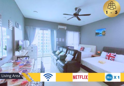 침실 CS2 - Cybersquare Beauty Homestay, 6 min to MMU, 5Pax, Wifi, 1 Parking