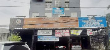 Exterior 6 RedDoorz Syariah @ Penginapan Sederhana Palembang