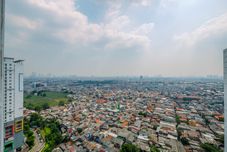 ロビー Nice and Comfortable Studio Apartment at Bassura City near Mall By Travelio