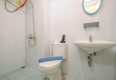 Bilik Mandi dalam Bilik 3 Nice and Cozy Studio at Patraland Urbano Apartment By Travelio