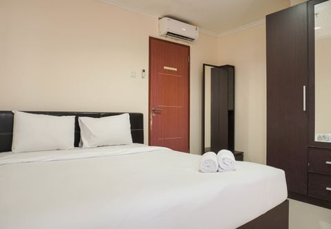 Bedroom Simply and Cozy 1BR Green Central City Glodok Apartment By Travelio