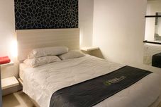 寝室 RedDoorz near Pantai Idola Banyutowo Hotel D'LLALA