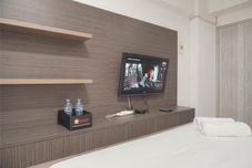 Lobi Cozy Living Studio Apartment at Green Bay Pluit By Travelio